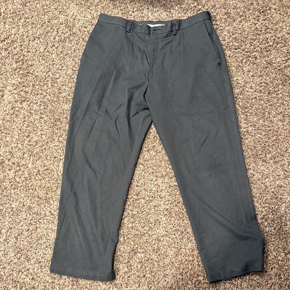 Haggar Men's Charcoal Dress Pants